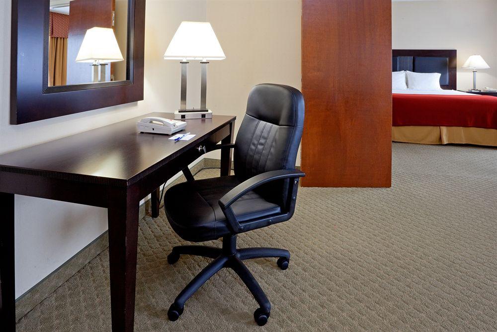 Best Western Plus Wilkes Barre-Scranton Airport Hotel Pittston Εξωτερικό φωτογραφία
