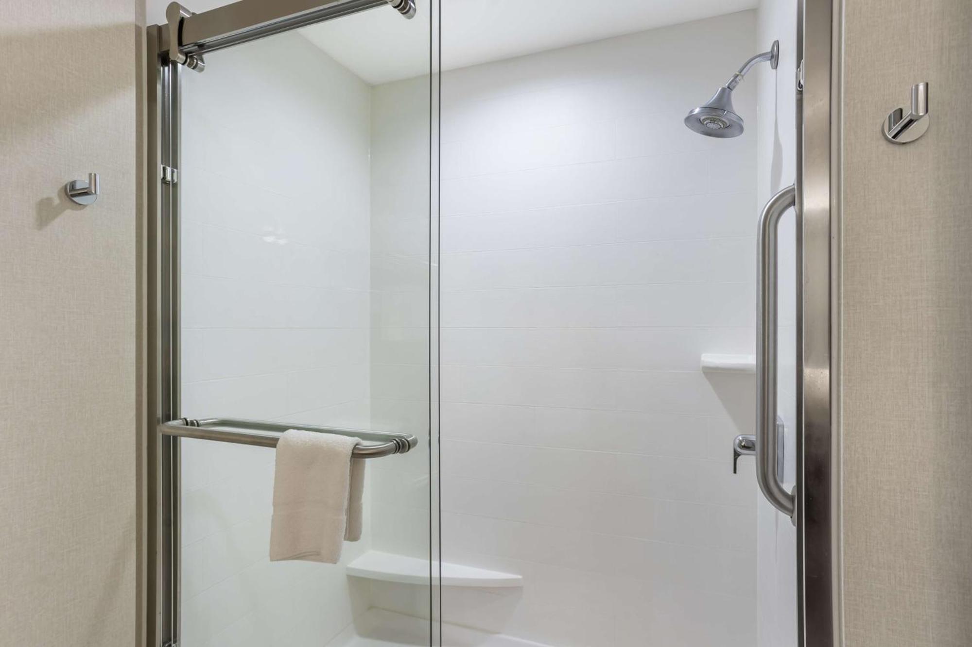 Best Western Plus Wilkes Barre-Scranton Airport Hotel Pittston Εξωτερικό φωτογραφία